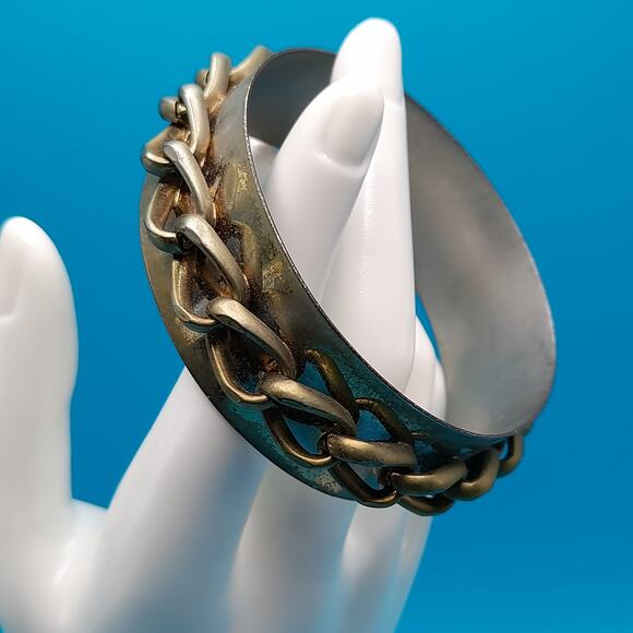 Vintage Distressed Gold Tone Bangle, Chain Attached, 7 7/8" - Picture 4 of 9